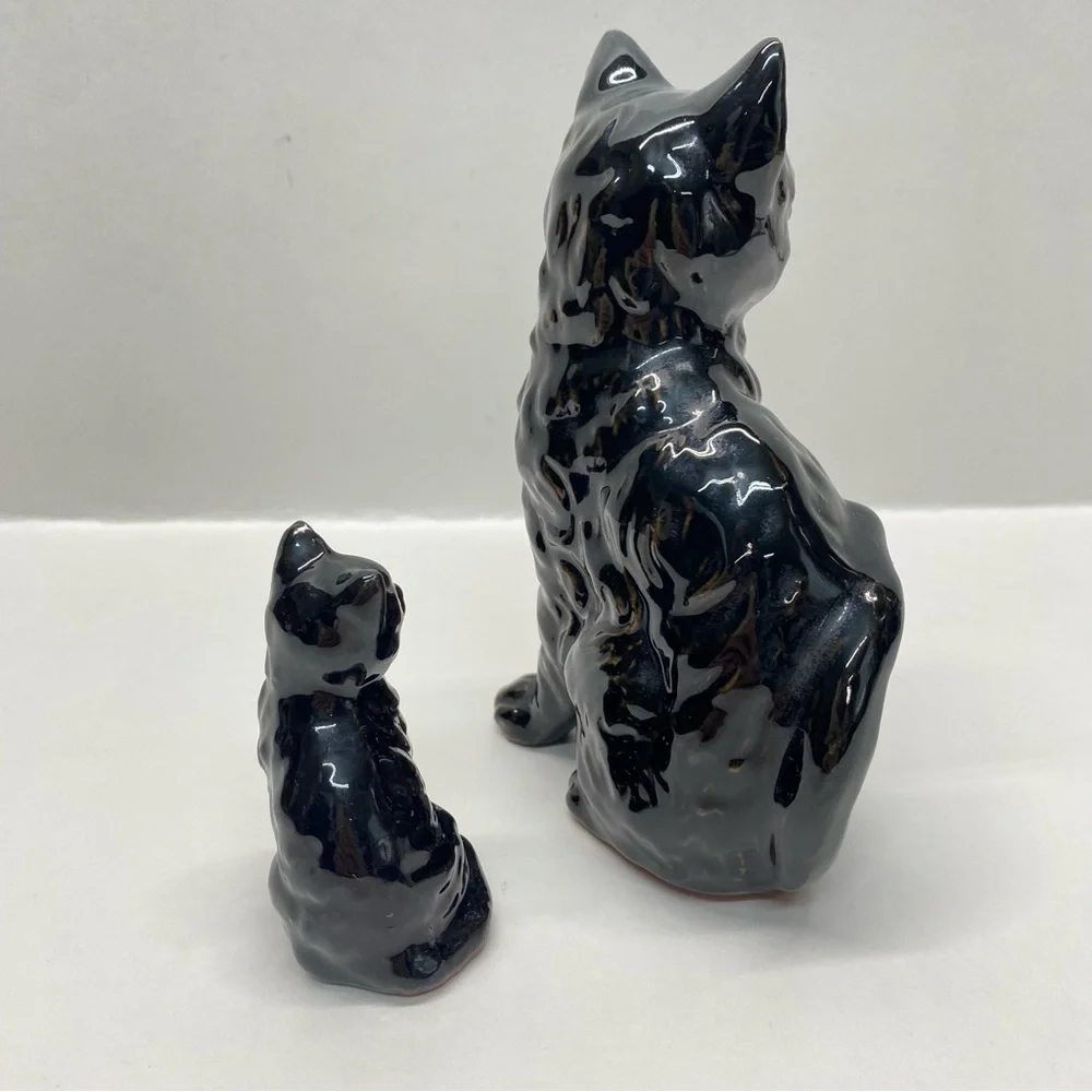 Vintage Japan Ceramic Redware Cats Set of 2 Red Ears 1-Green Jewel Eyes 1-Yellow